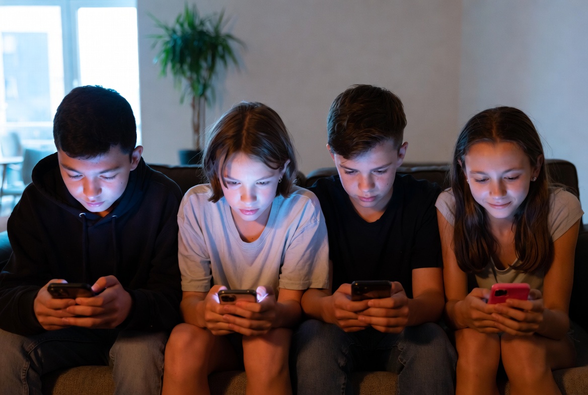 Together apart: the Great Rewiring in one frame